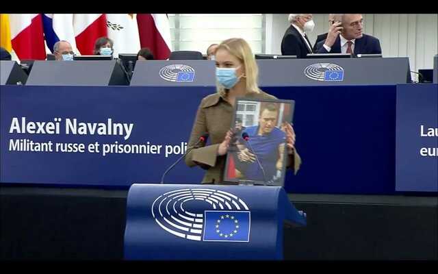 Дарья Навальная получила за отца премию Сахарова в Европарламенте