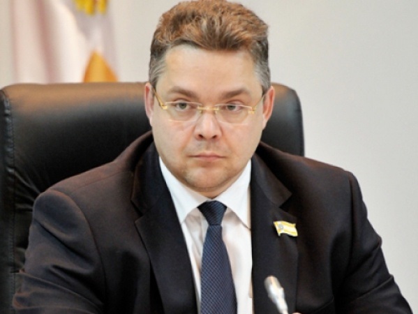 Рейтинг губернатора Владимирова не выдержал суда с Кайшевой