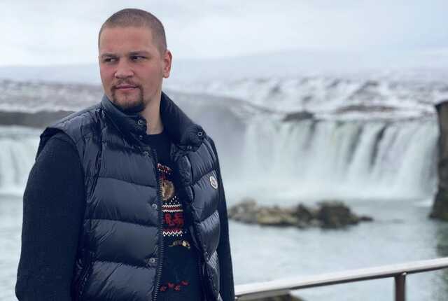 В Казахстане задержали блогера Антона Лядова