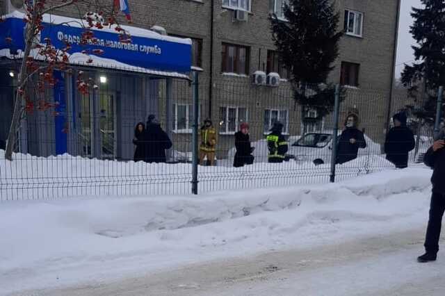 В Новосибирской области 12 судов эвакуируют из-за сообщений о взрывчатке