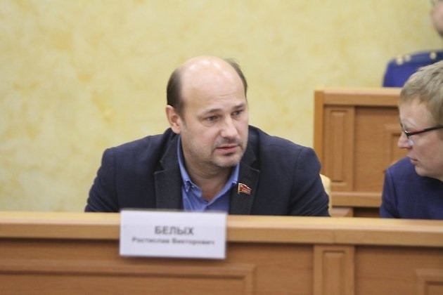 Глава фракции КПРФ в иркутской Гордуме Ростислав Белых «подминает» рынок перевозок