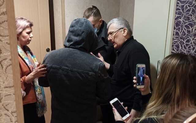 КПП: в Нижнем Новгороде чеченские силовики похитили жену федерального судьи