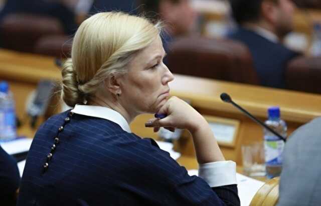 «Я не в том возрасте». Челябинский депутат закрыла соцсети после спама от извращенцев