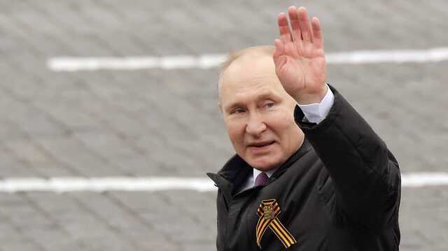 Кремль опроверг недопуск блокадников на кладбище Петербурга из-за визита Путина