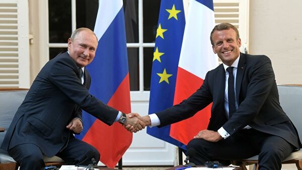 Кремль ответил на сообщения о сделке Путина и Макрона