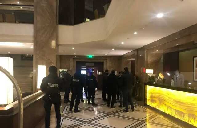 ДТП с кортежем Ярославского: В дом и отель бизнесмена нагрянули с обысками