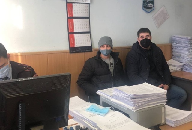 На екатеринбуржцев, катавшихся по городу в ванне, завели административные дела