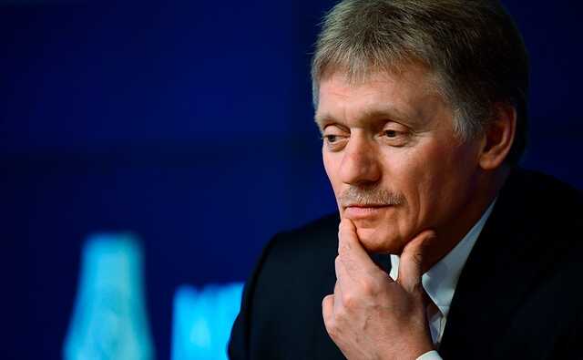 Песков заявил о покидающих страну предателях
