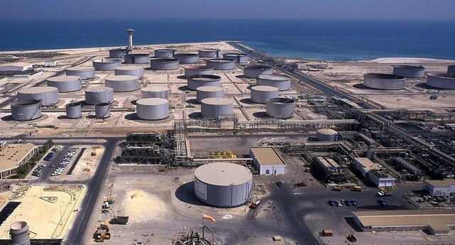 Хуситы обстреляли нефтехранилище Aramco, Саудовская Аравия начала военную операцию в Йемене