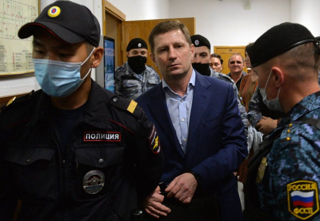 Народ не хочет судить губернатора: Фургалу не могут подобрать присяжных