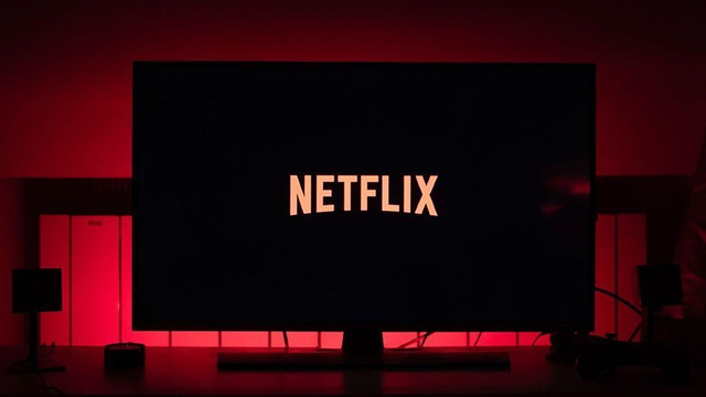 Россияне требуют с Netflix миллионы