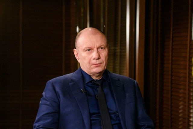 Обложили Потанина: "Норникель" может уйти от него к Сечину?