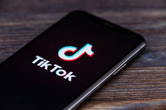  TikTok   AppStore  