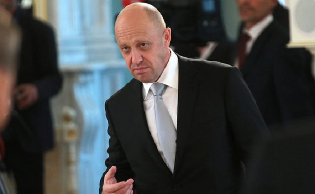 ЕС внес в санкционный список бизнесменов Пригожина и Курченко