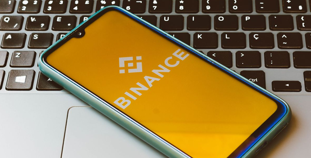 Binance передала личные данные пользователей ФСБ — Reuters