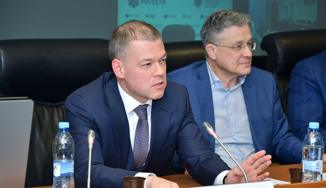 Одиозный казнокрад Ольхович Евгений Александрович и разворованные Энергосбытхолдинг и ПАО Россети