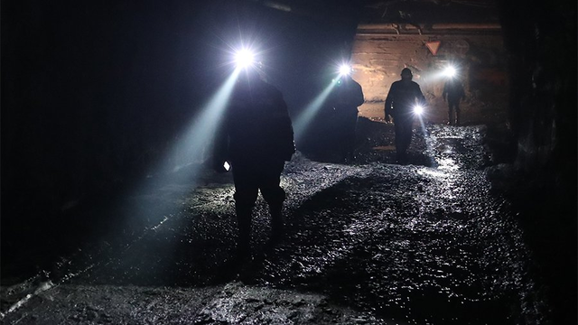 Подтверждена гибель трех человек при взрыве на руднике в Оренбургской области