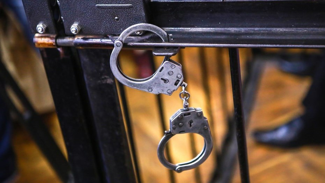 Представлявшийся офицером ФСБ россиянин провернул аферы на три миллиона рублей