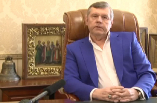 «Ты с чего заблатовал?»: шансонье Новиков ответил на выпад Соловьева
