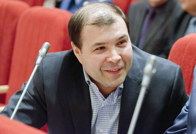 Депутат Русских: «Петров» или «Киргиз»?