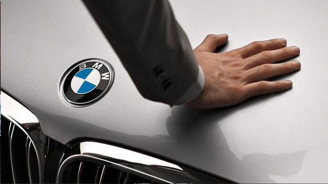 BMW из-за дефицита чипов начал продавать авто без некоторых систем