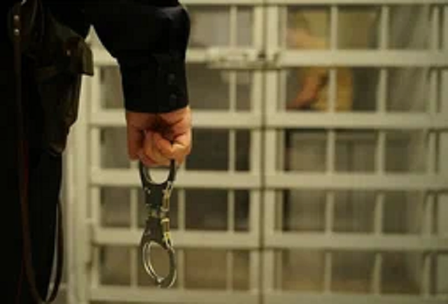 Полиция задержала на Урале 30 членов наркосиндиката с 40 килограммами героина