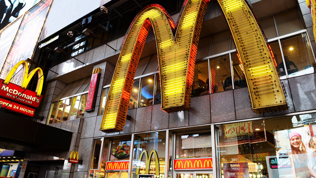 McDonaldʼs нашел покупателя на российский бизнес. Активы продали Александру Говору