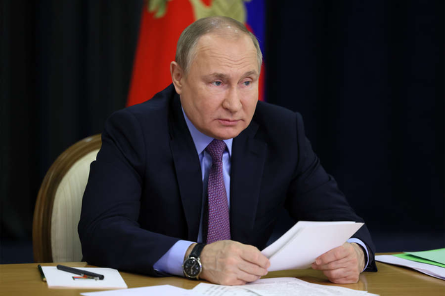 Путин пообещал не оставить без роскоши «людей на 600-х мерседесах»