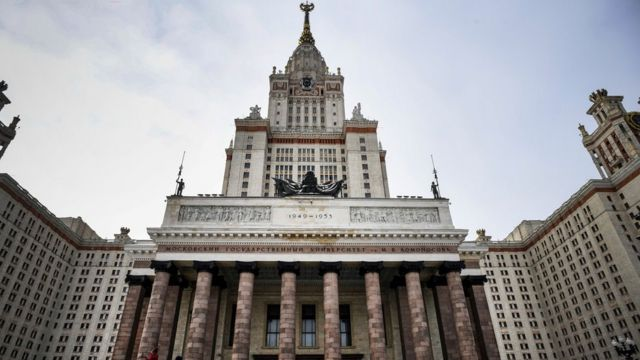Страсти вокруг факультета госуправления МГУ