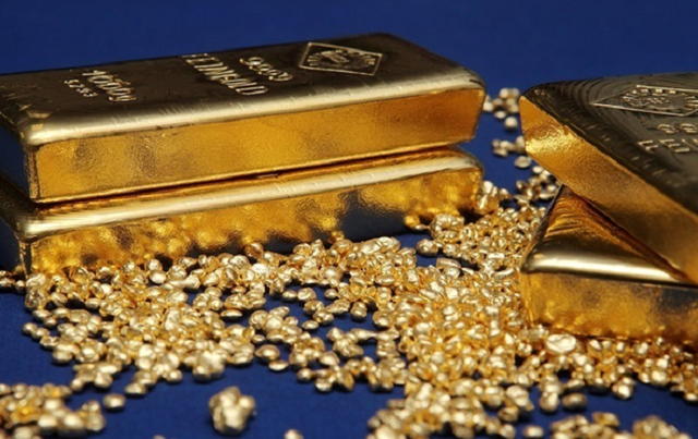 Запасы золота в российских банках сократились на 20%