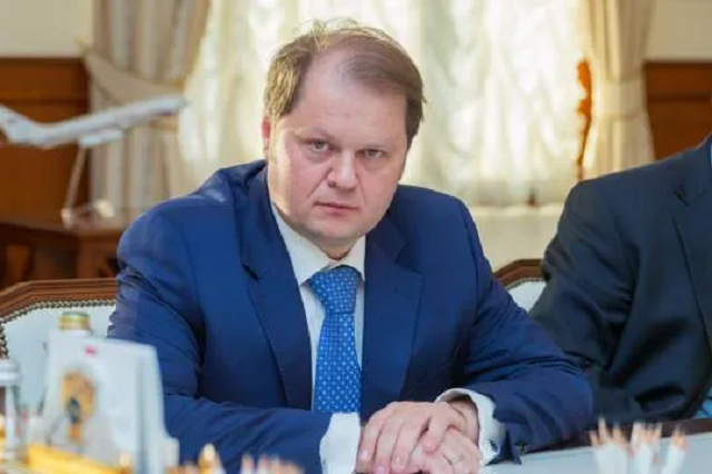Проворовавшийся экс-замминистра транспорта Владимир Токарев из СИЗО начал сливать своих подельников