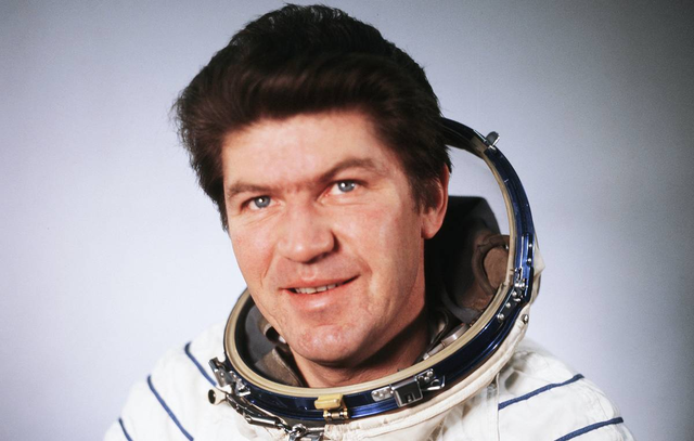 Скончался космонавт, дважды герой СССР Валерий Рюмин
