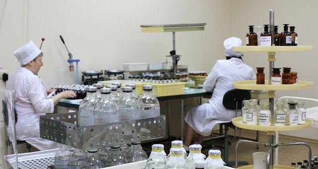 Российские фармкомпании столкнулись с дефицитом устройств для контроля качества лекарств