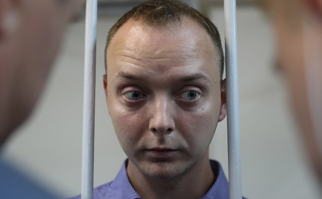 В разговорах Ивана Сафронова не могут найти гостайну