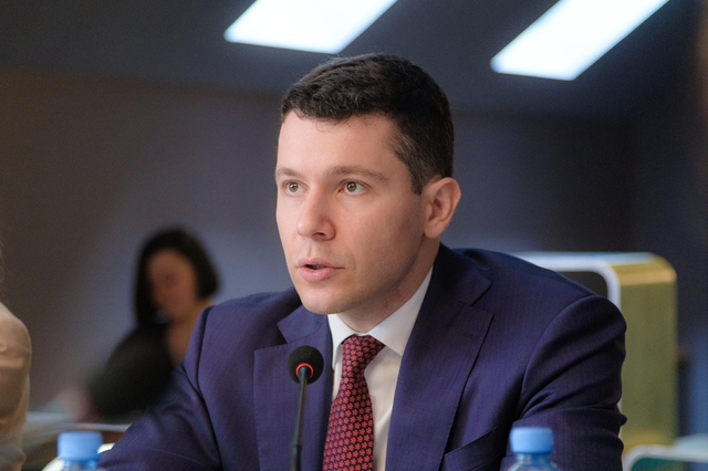 Алиханов назвал незаконными действия Литвы по ограничению транзита в Калининград