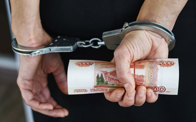 Бывшего главу отдела Уральского Ростехнадзора осудили за получение взяток