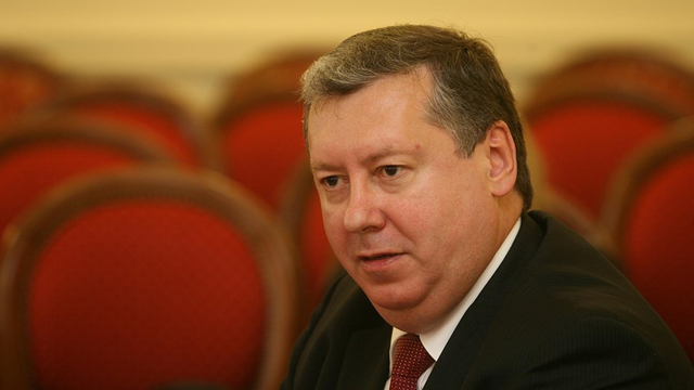 Результат сегодняшних 40 обысков в Москве и Петербурге: задержаны четверо