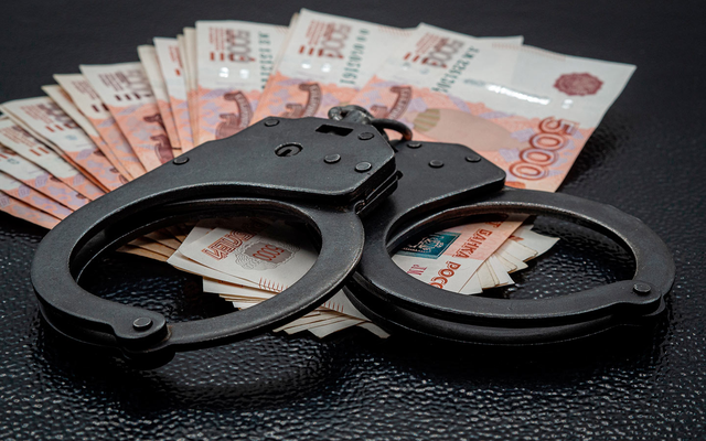 Бывшему главе тюменской ГИБДД дали 4,5 года за взяточничество