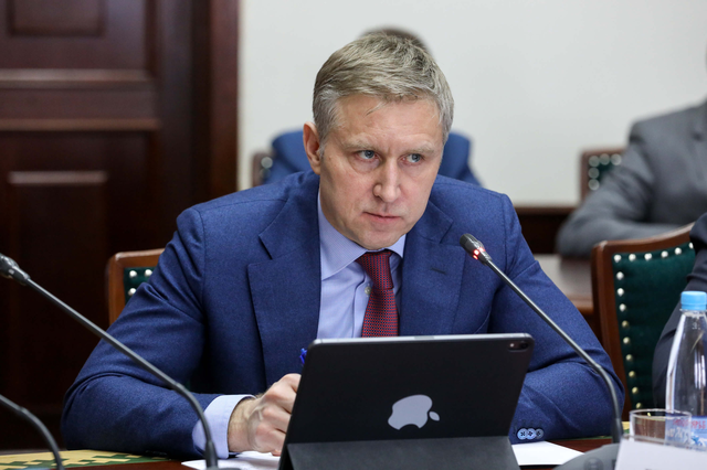Бездудный подает сигналы: глава НАО решил напомнить о себе