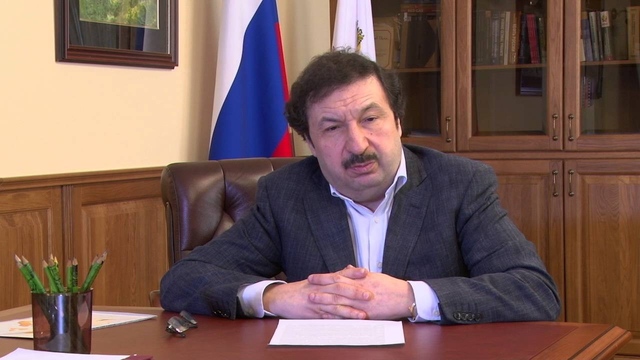 Мау обвинили в хищении "свыше миллиона рублей", а не 21 миллиона
