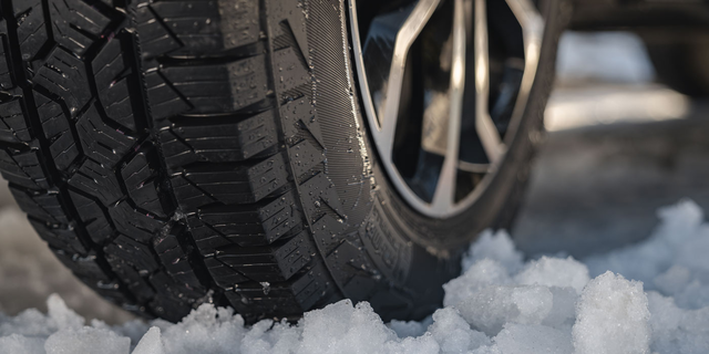 Nokian Tyres покатилась из России