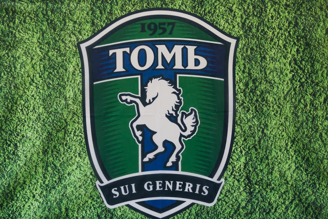 ФК «Томь» запретили сделки с недвижимостью и автотранспортом