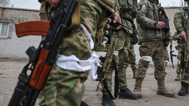 Два автомобиля российских пограничников обстреляли на границе с Украиной: погиб один военнослужащий