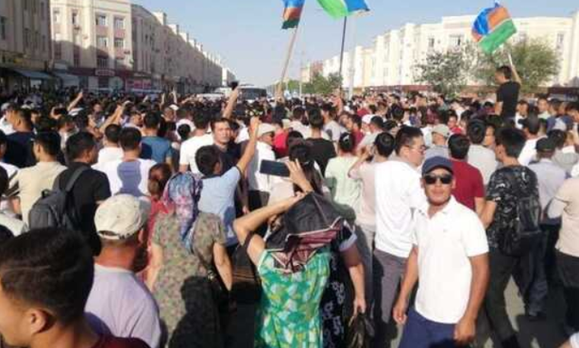 Во время протестов в узбекском Каракалпакстане погибли как минимум 18 человек