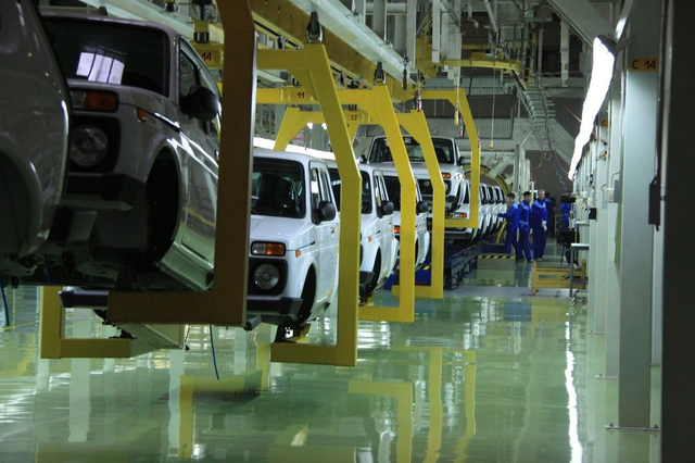 «АвтоВАЗ» вновь приступит к сборке моделей Niva на следующей неделе