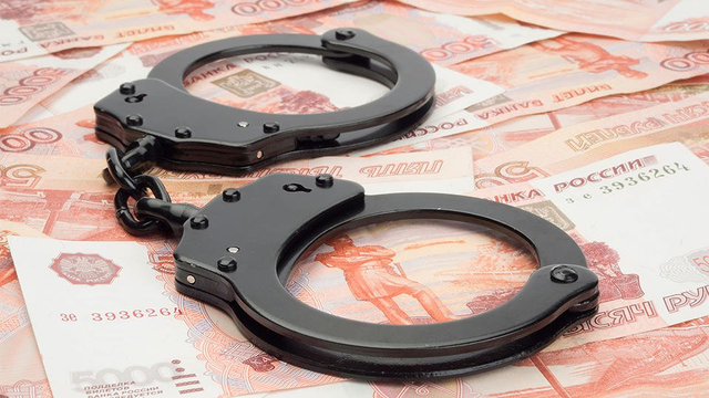 Бывшего сотрудника УФСИН отправили под суд за превышение полномочий и взятки