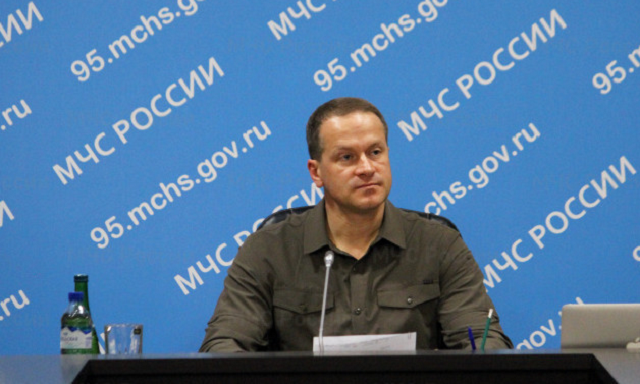 Следствие потребовало поместить в СИЗО бывшего замглавы МЧС России
