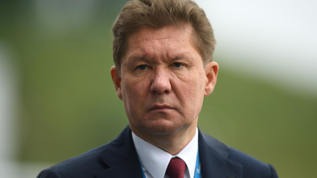 Кому светит золотой шпиль Petropavlovsk-a