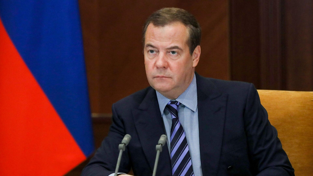 Медведев пригрозил "им всем" судным днем в случае атаки на Крым