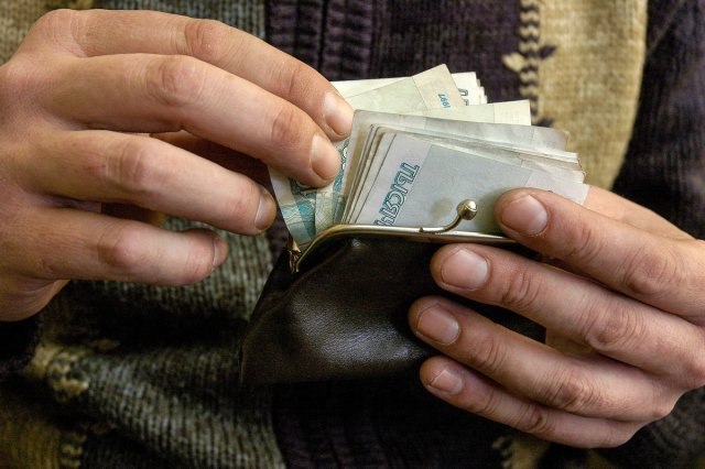 Двое пожилых томичей отправили мошенникам почти 8,5 миллиона рублей
